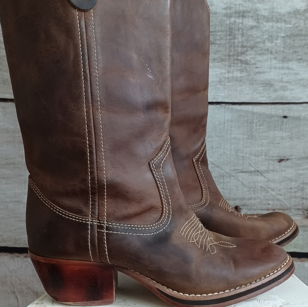 STEVE MADDEN Cow Boy Boots